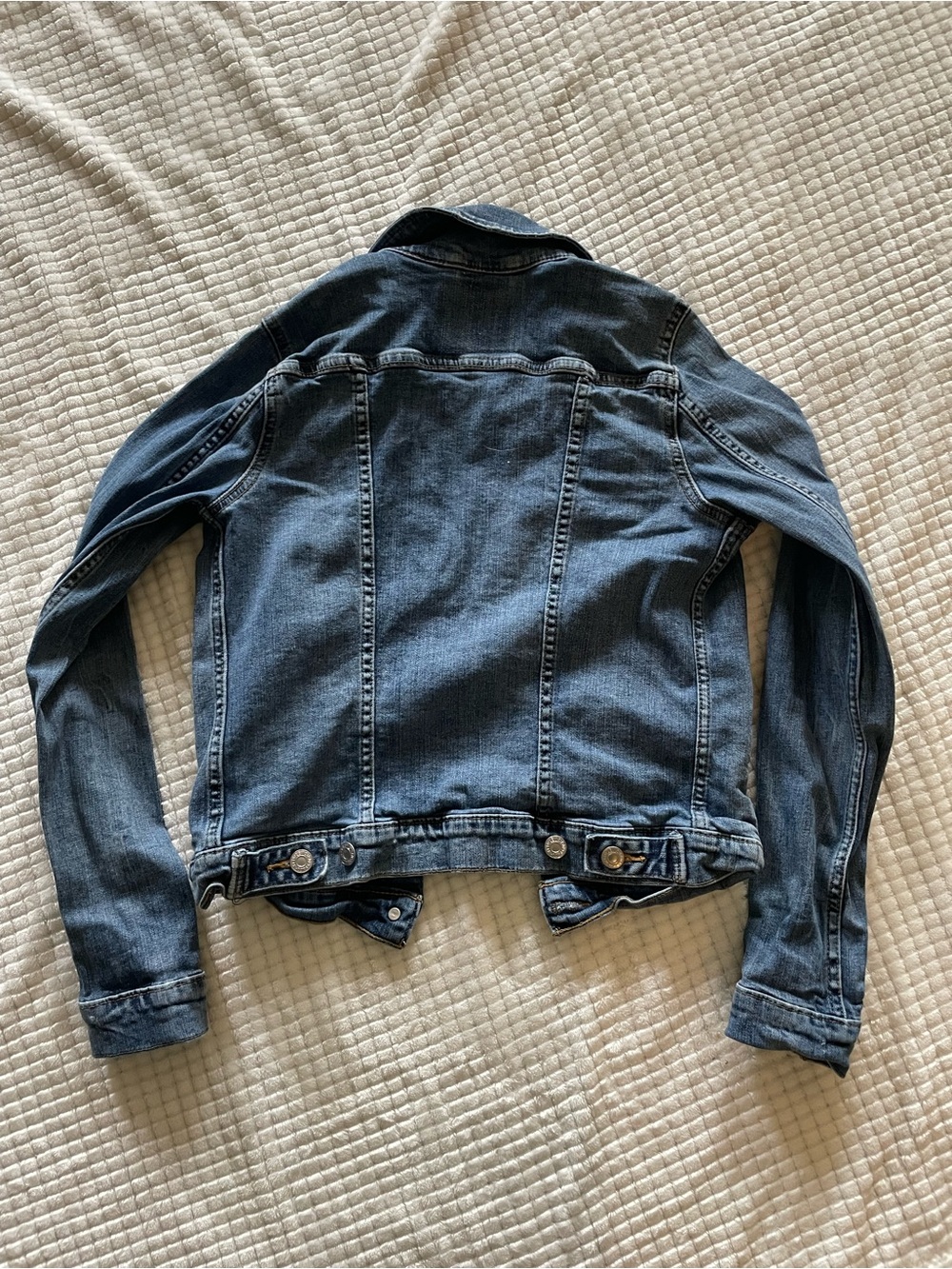 Levi's Light Blue Denim Jacket with Button Front - Picture 4 of 4